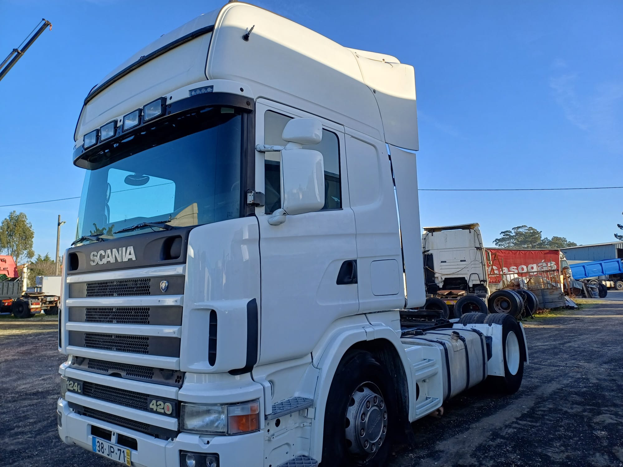 Scania 420 124L - Ano 2004 